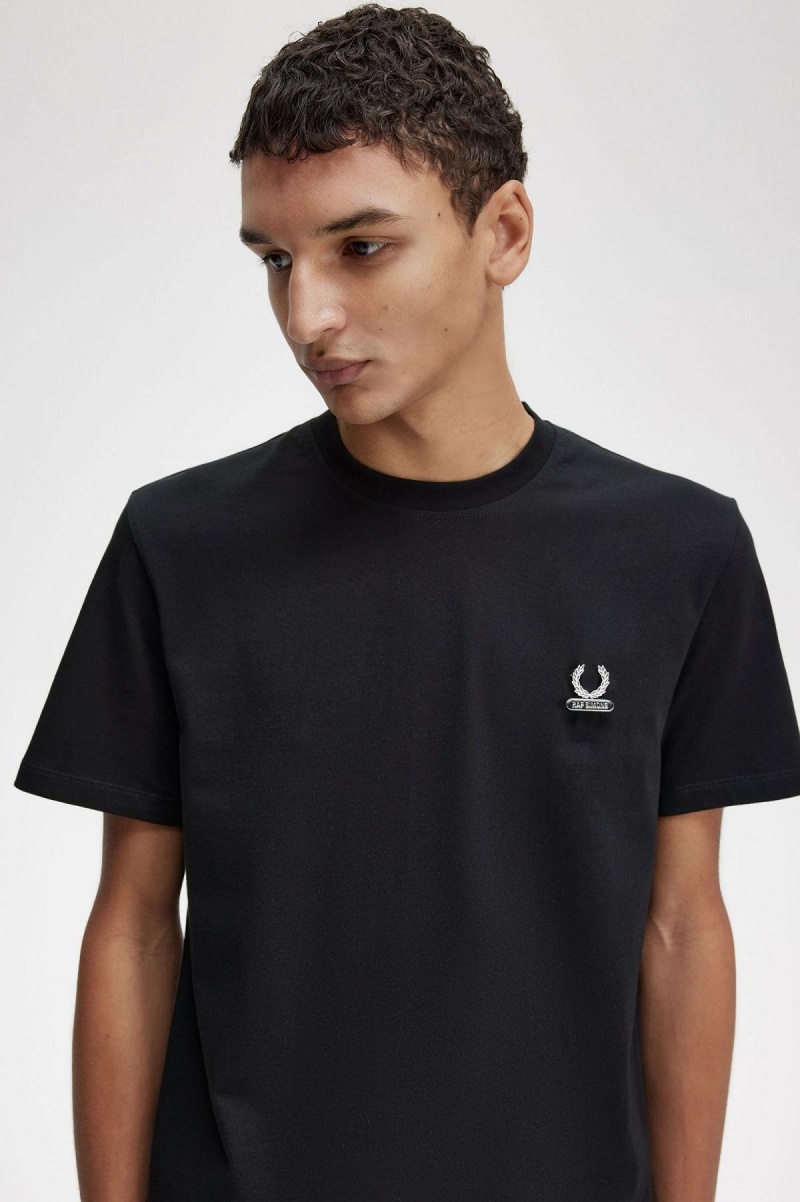 Camiseta Fred Perry Enamel Pin Hombre Negros | MXJZR90171