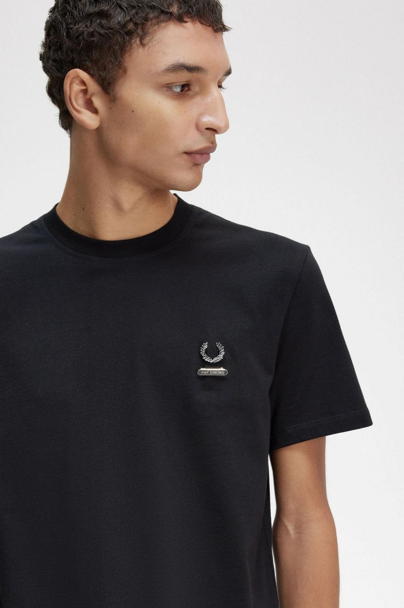 Camiseta Fred Perry Enamel Pin Hombre Negros | MXJZR90171