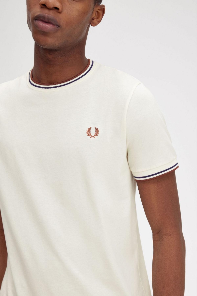 Camiseta Fred Perry Twin Tipped Hombre Marrom | MMXFT52879