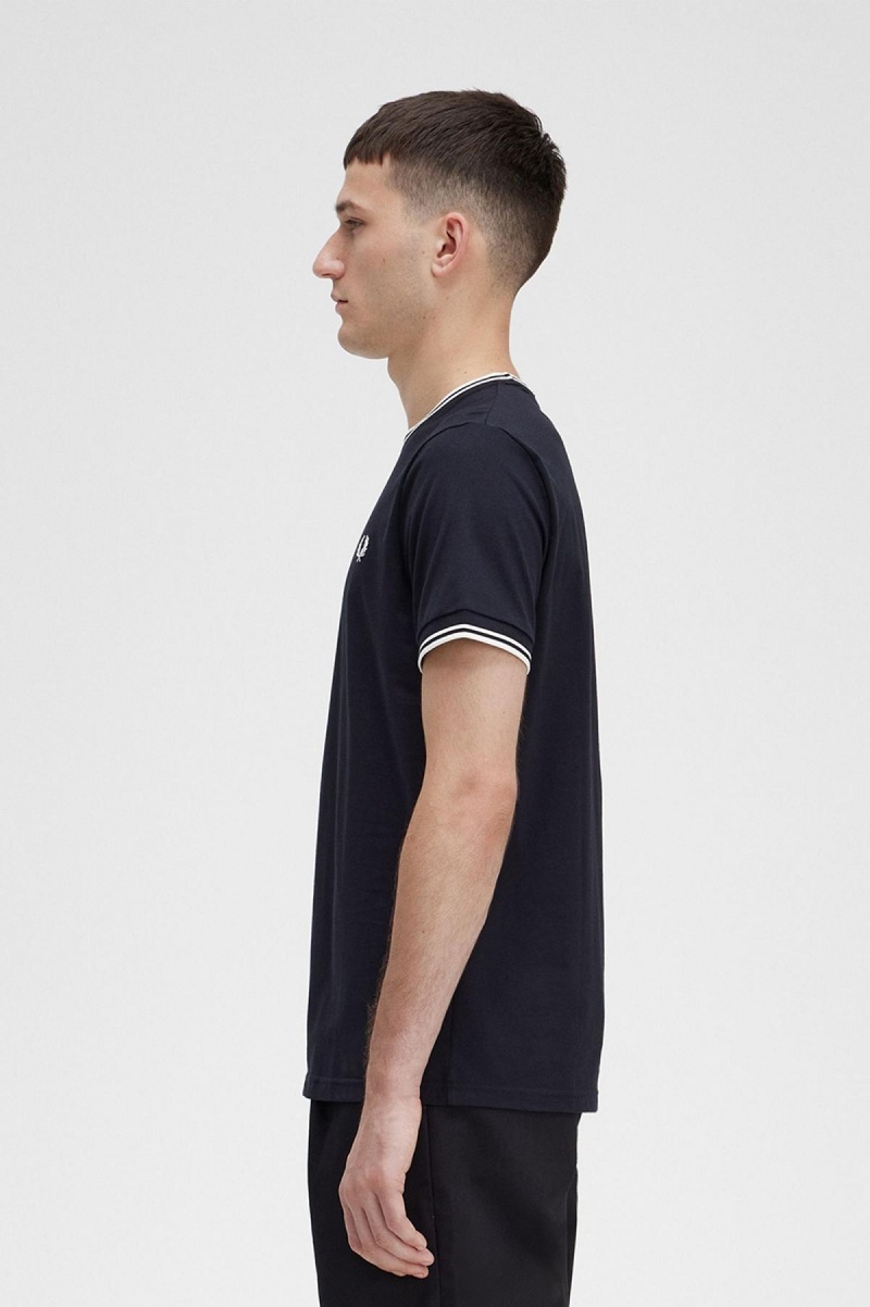 Camiseta Fred Perry Twin Tipped Hombre Negros | MMXHR28549