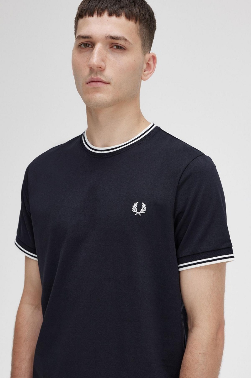 Camiseta Fred Perry Twin Tipped Hombre Negros | MMXHR28549