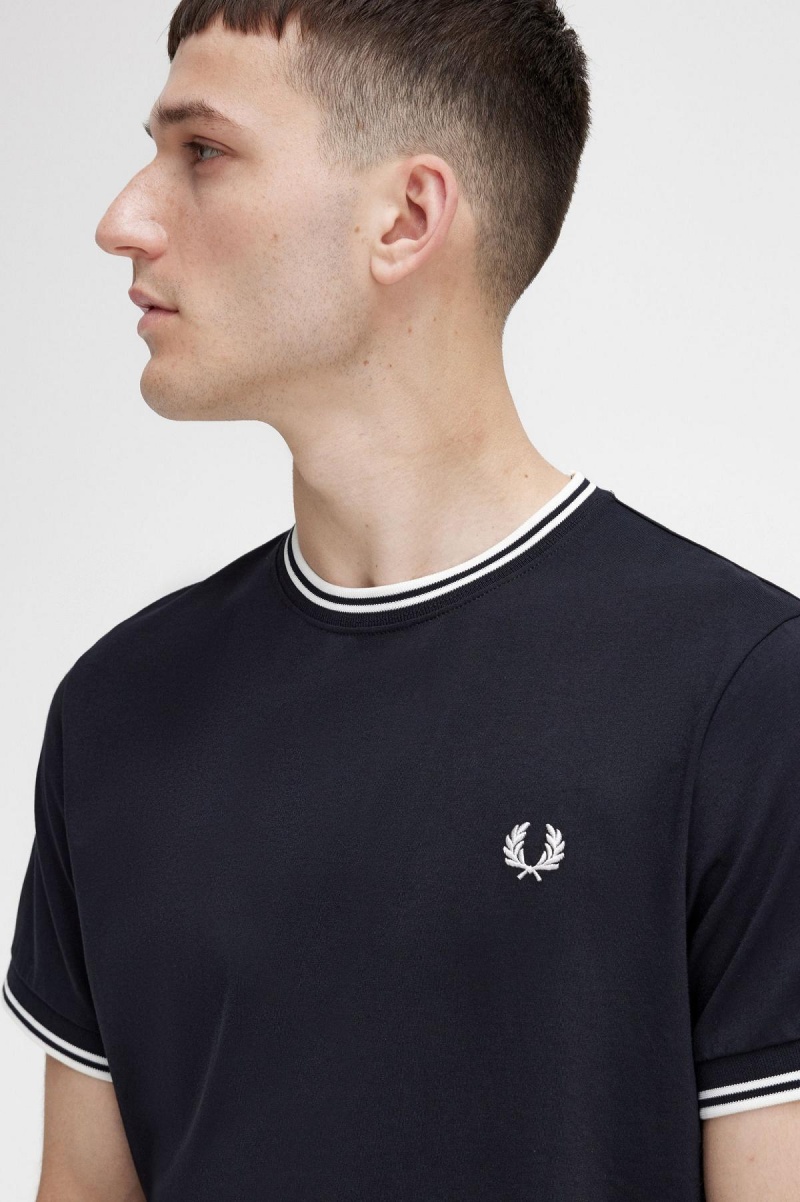 Camiseta Fred Perry Twin Tipped Hombre Negros | MMXHR28549