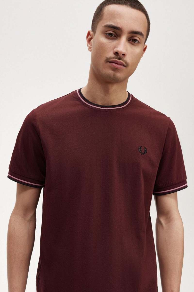 Camiseta Fred Perry Twin Tipped Hombre Oxblood | XMXBH74492