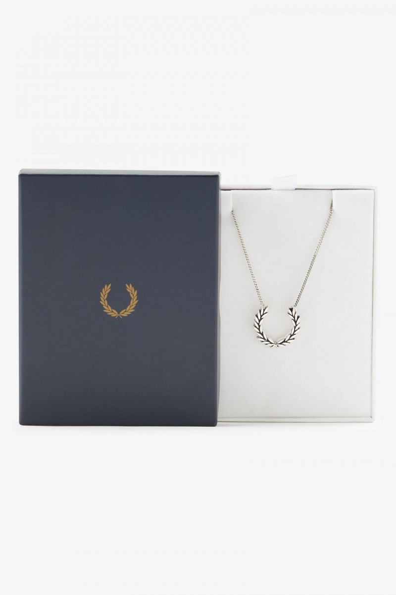 Joyería Fred Perry Laurel Wreath Necklace Accessories Plateados | MXZDE56083