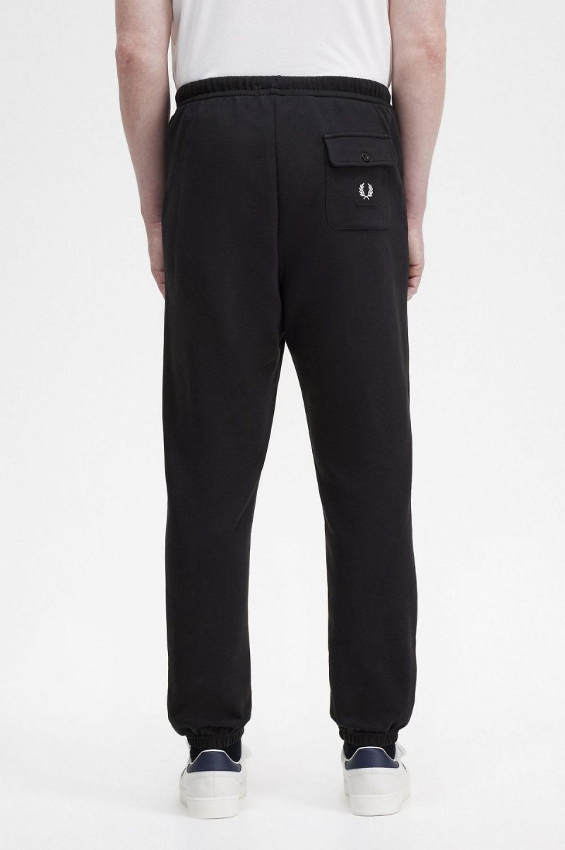 Pantalones Fred Perry Badge Detail Pista Pants Hombre Negros | GMXEC23193